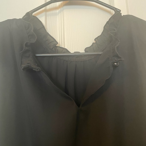 Black Blouse - Picture 4 of 9